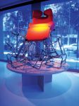 Cassina Parizsky showroom, expozice X-RAY, křeslo Wink, design Toshiuki Kita