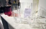 Vázu Savoy lze dnes koupit např. v butiku muzea Georgers Pompidou v Paříži
