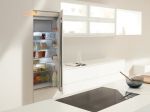 Otváranie integrovanej chladničky bez úchytky umožní SERVO-DRIVE flex