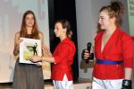 Radka Bartošová s cenou ATAK Designu v soutěži o Národní cenu za studentský design 2016