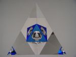 Pyramida v trojúhelníku, optické sklo, Foto: Jan Frydrych
