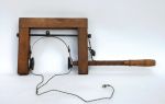 Elektromechanická pomůcka pro poslouchání náročnějších kompozic Zapůjčila hudební polepšovna Kyjov. Foto Miloslav Inocenc Černý