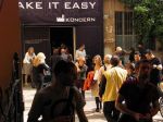 Koncern – Fake It Easy (expozice)