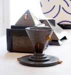 memphis_blues_retrospective_glass