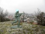 Marleen Sleewits: Miniscule Blue Helmets – Brno, Špilberk