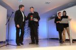 doc. Míšek přijímá ocenění za Janu Tichou, která je na zahraniční stáži, FUD UJEP