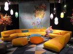 Expozice dokonalého odpočivného čalouněného nábytku belgické firmy Leolux dokončeného usní. Guadalupe, Christian Werner