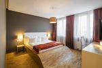 Imperial - pokoj 301 - Na vlne - Ondrej Kamenicky
